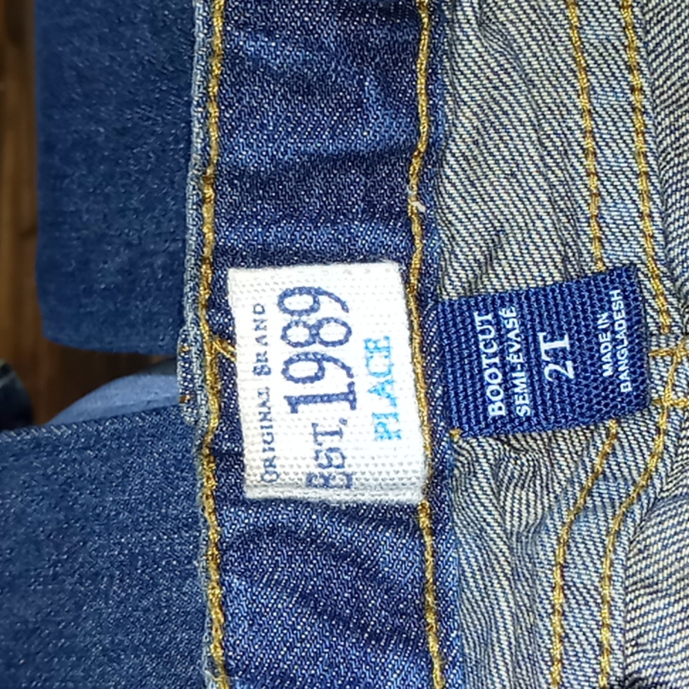 Jeans - Picture 3 of 3